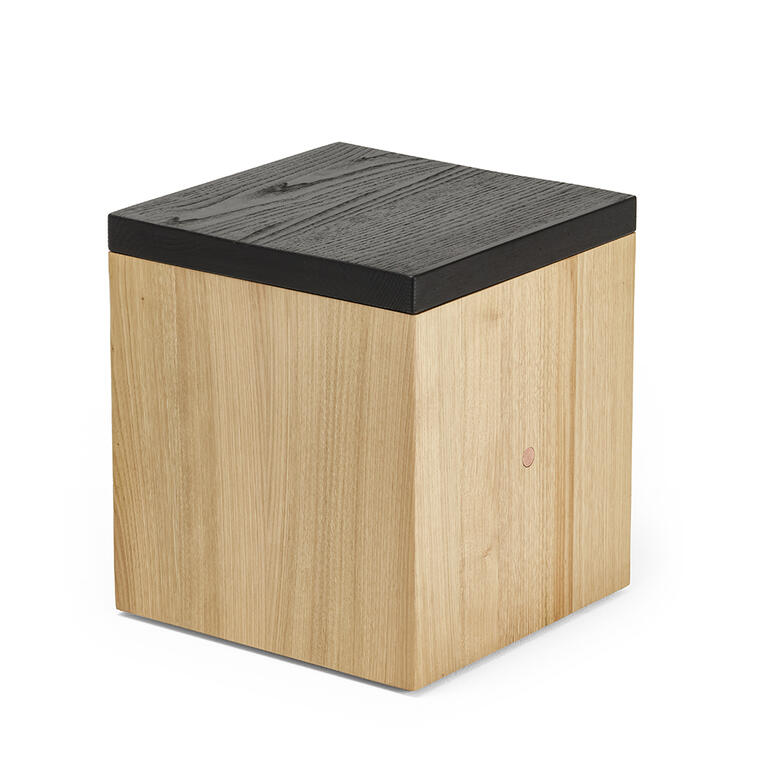 Taburete con tapa recta oscura de álamo macizo Anshu