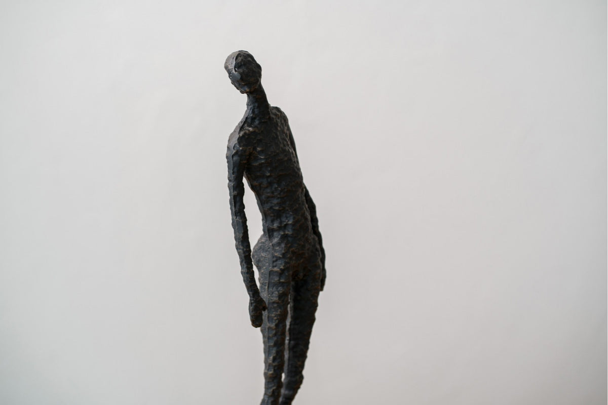 Escultura Equilibrio Inestable - #pino_y_jacaranda#