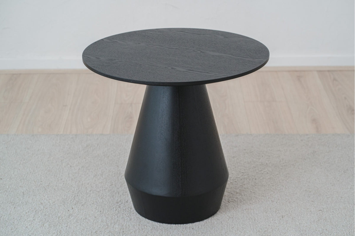 Mesa Auxiliar Kael - #pino_y_jacaranda#
