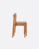 Silla apilable de teca Rawi Wa