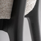 Silla de fresno negro y tapizado beige Quatretonda