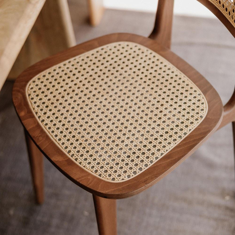 Silla de haya con rejilla Javiera