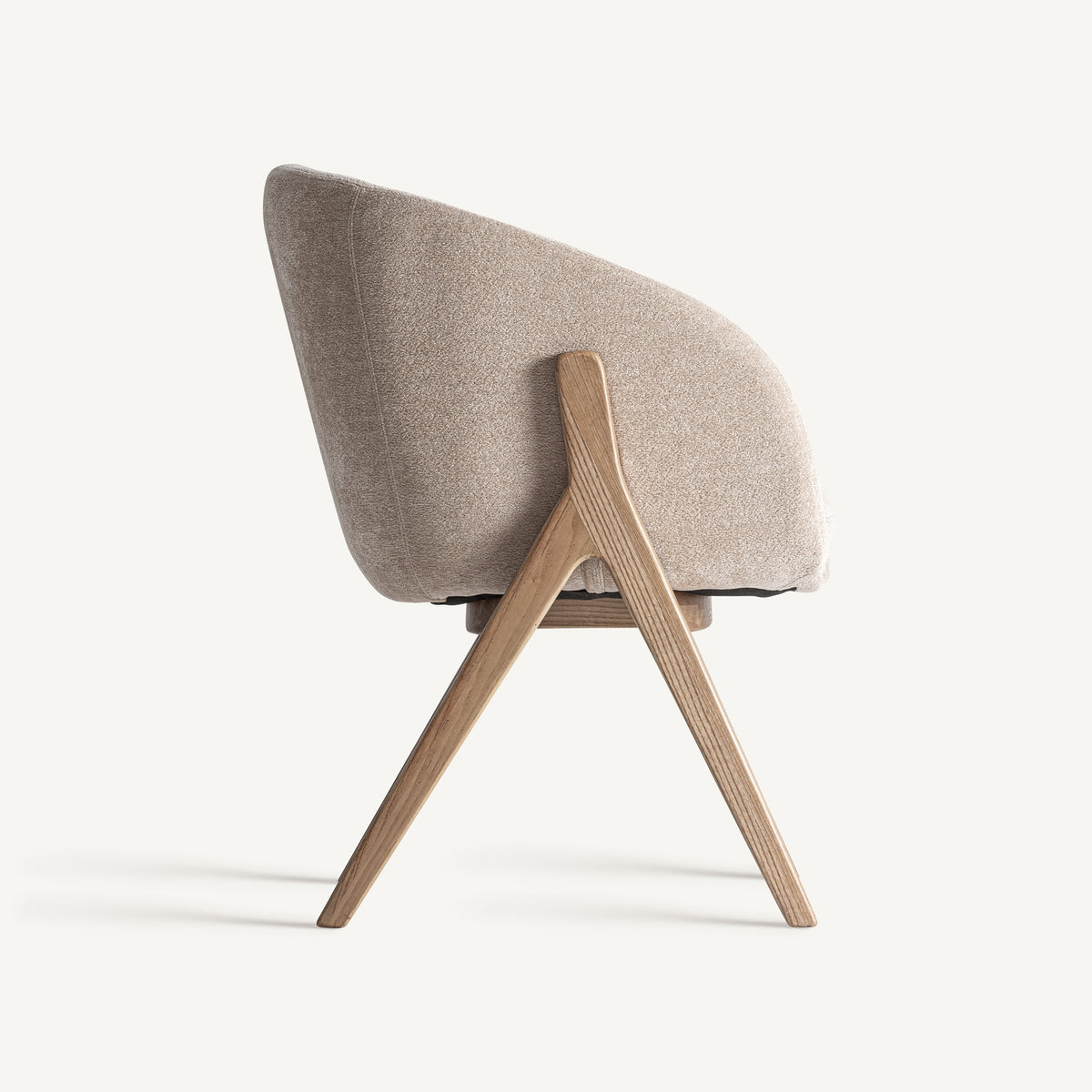 Silla tapizada beige de fresno Massanella