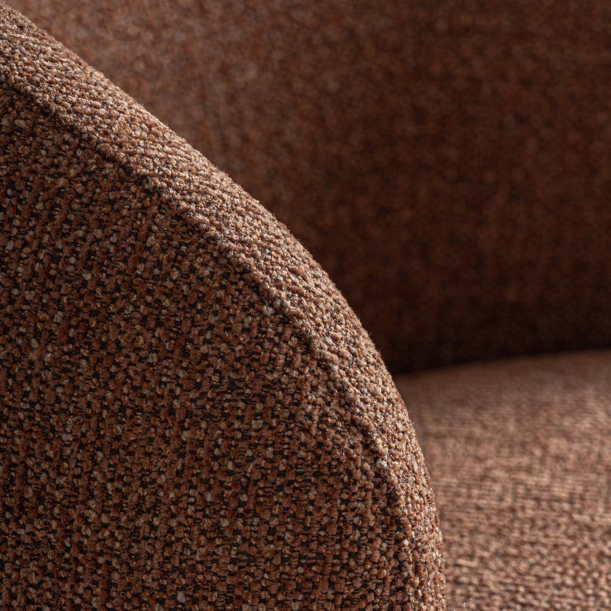 Sillón de fresno y tejido terracota Ikaria