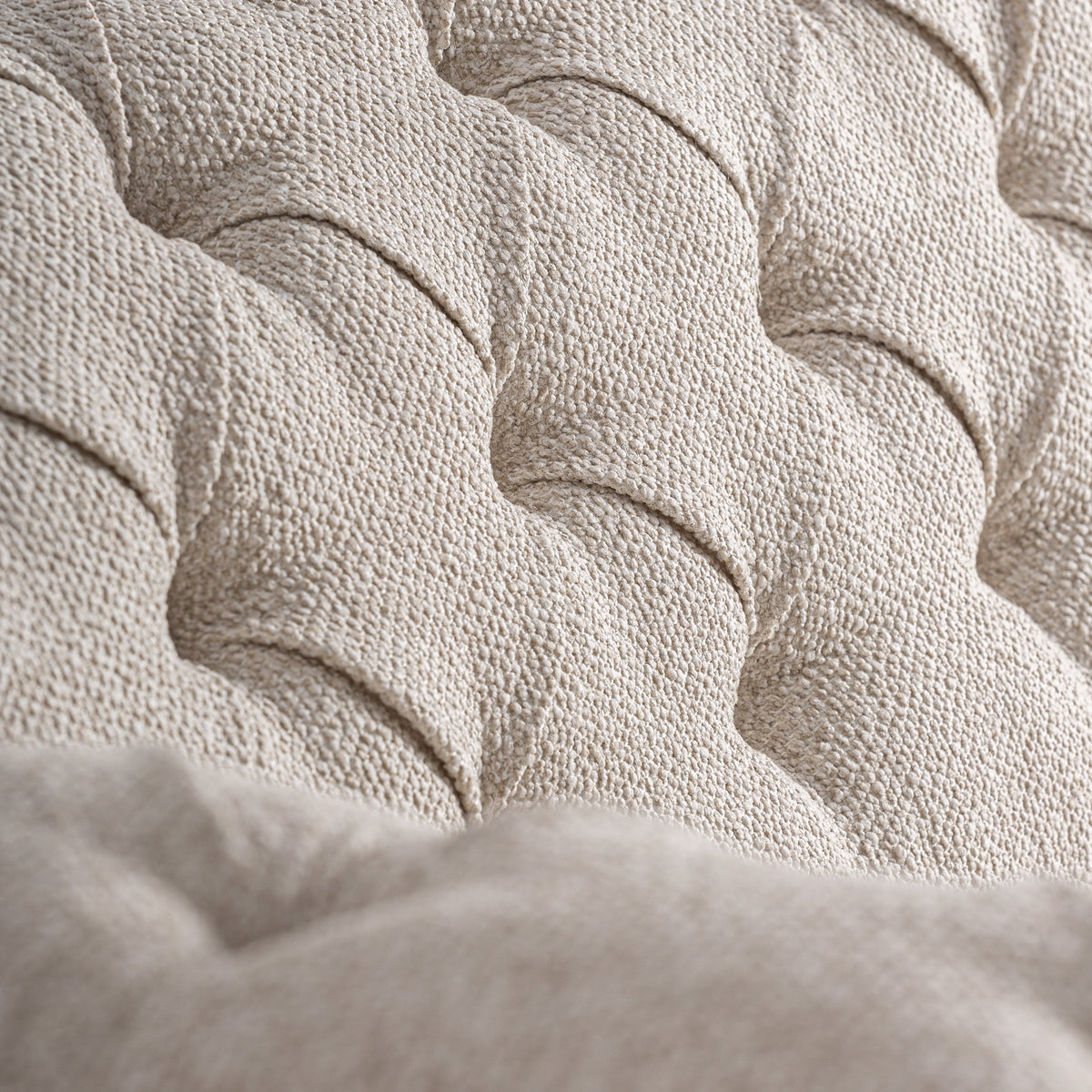 Sofá capitoné gris Limassol