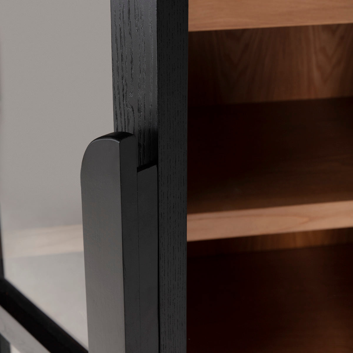 Vitrina de madera de fresno Campobasso